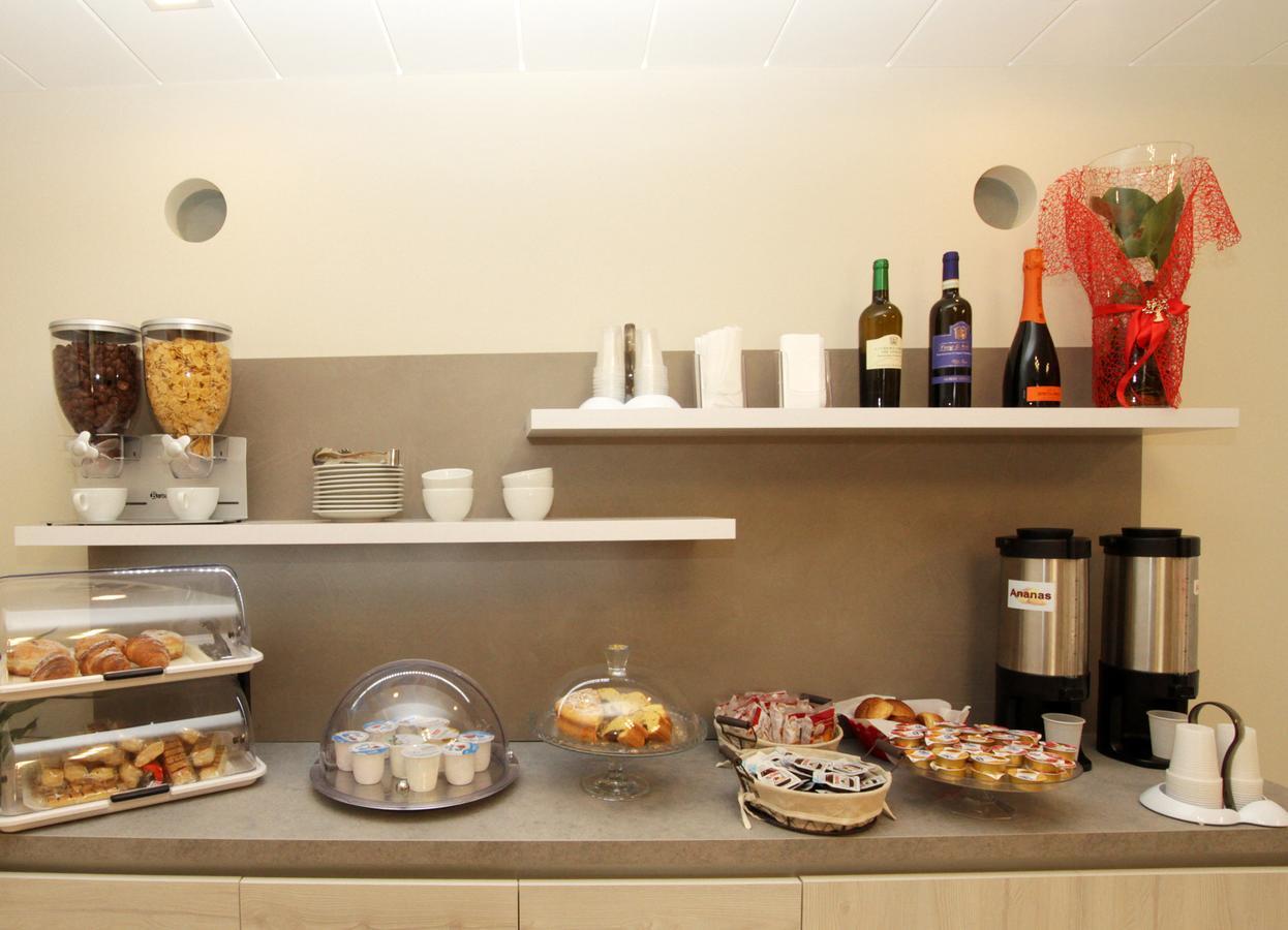 B&B Carrabs Battipaglia Buitenkant foto